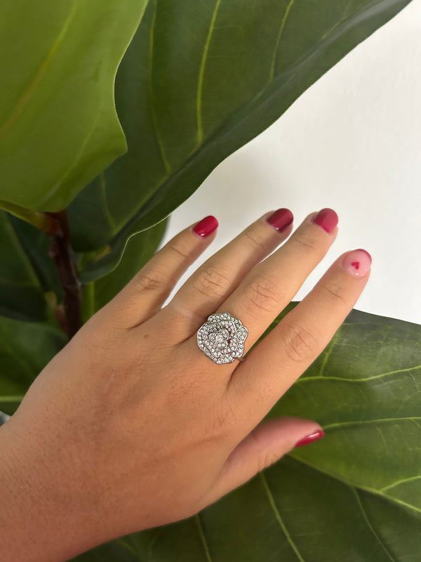 Anello Fiore Zirconi